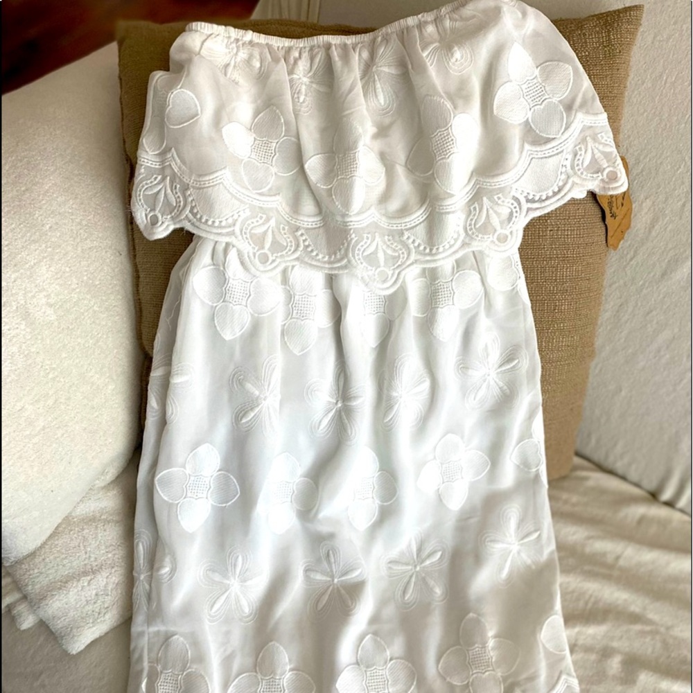 White strapless dress.